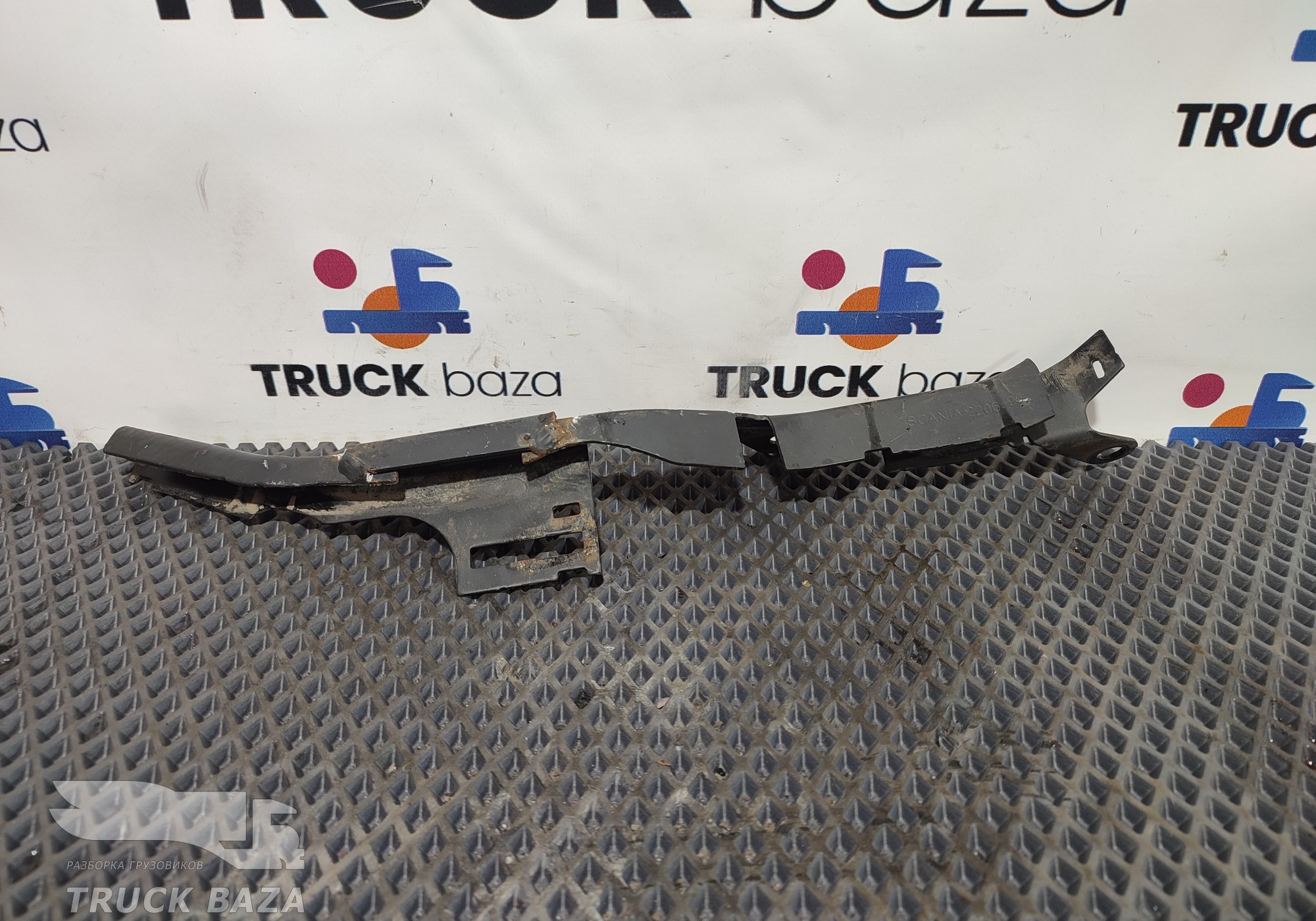 2206695 Кронштейн проводки двигателя для Scania 6-series R (с 2016)