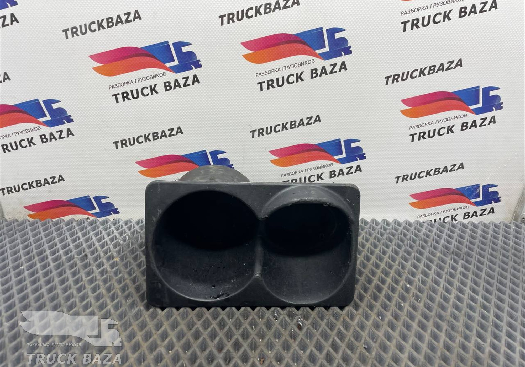 A9438130114 Подстаканник для Mercedes-Benz Actros MP3 (с 2008)