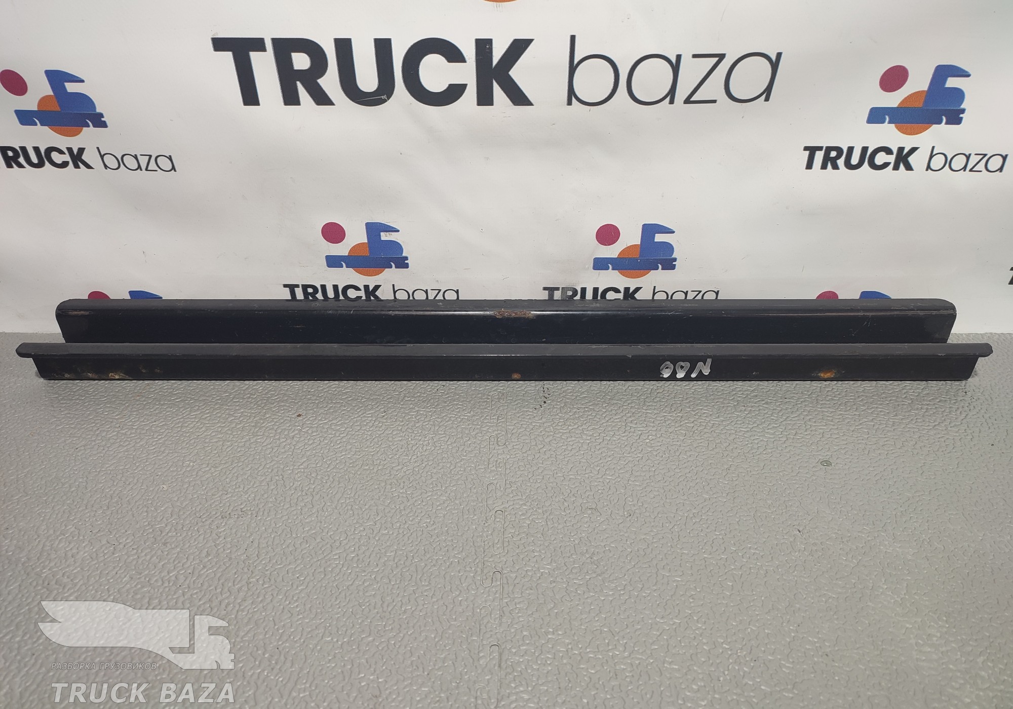 81418600141 Кронштейн АКБ для Man TGX TG3 (с 2020)