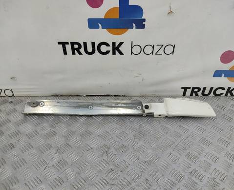 1857151 Накладка стойки лобового стекла левая для Daf XF105 (с 2005)