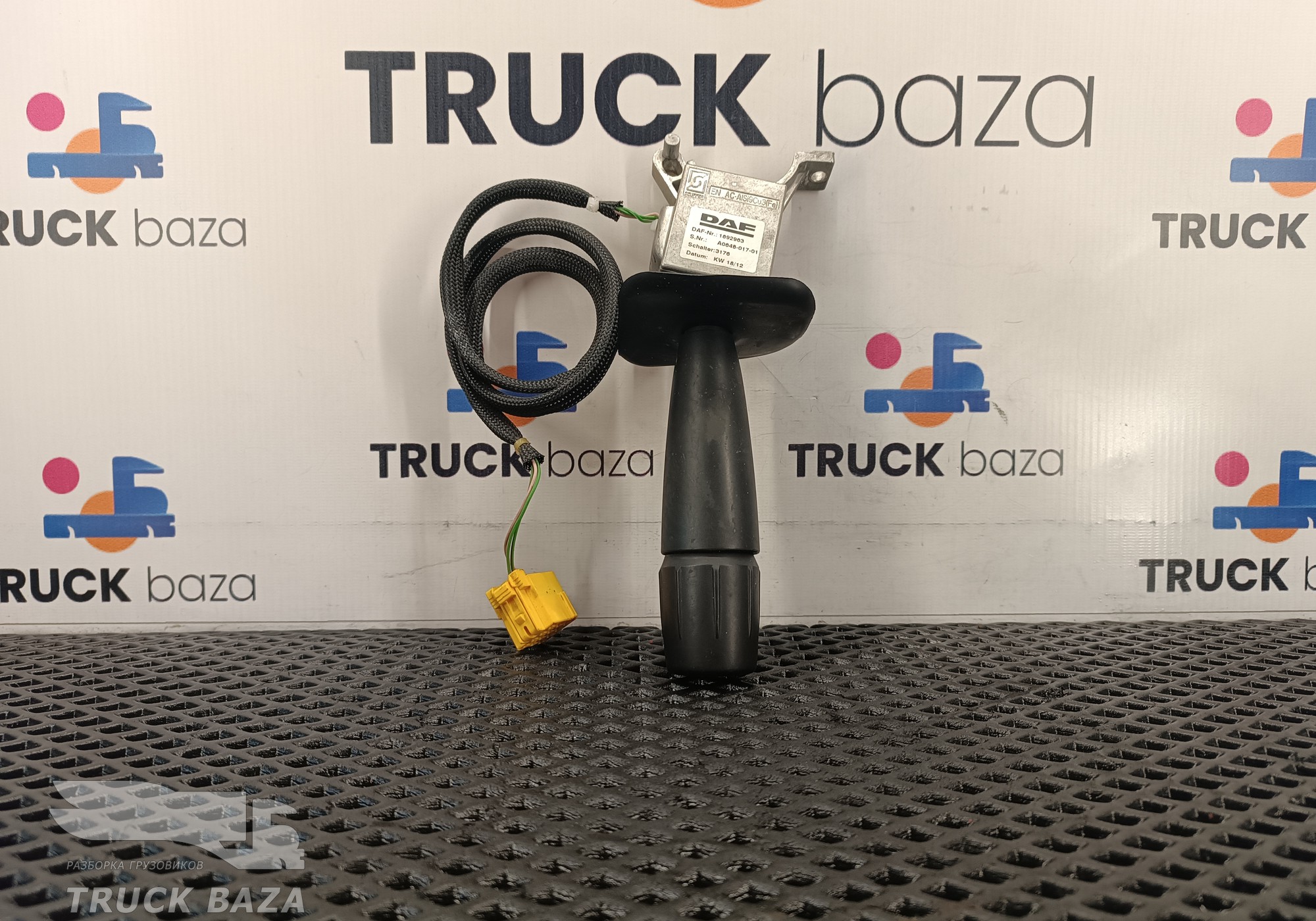 1699369 Переключатель подрулевой для Daf