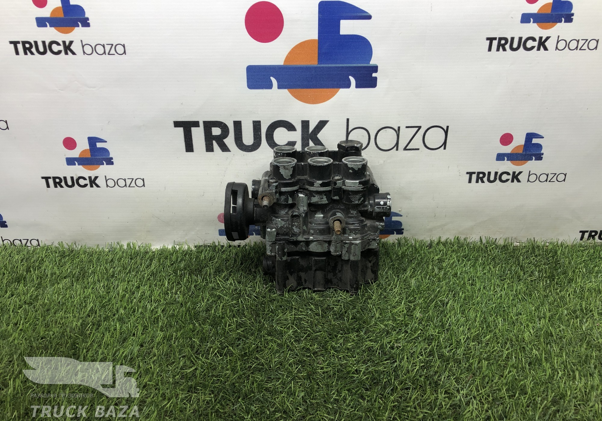 81259026158 Кран уровня пола главный