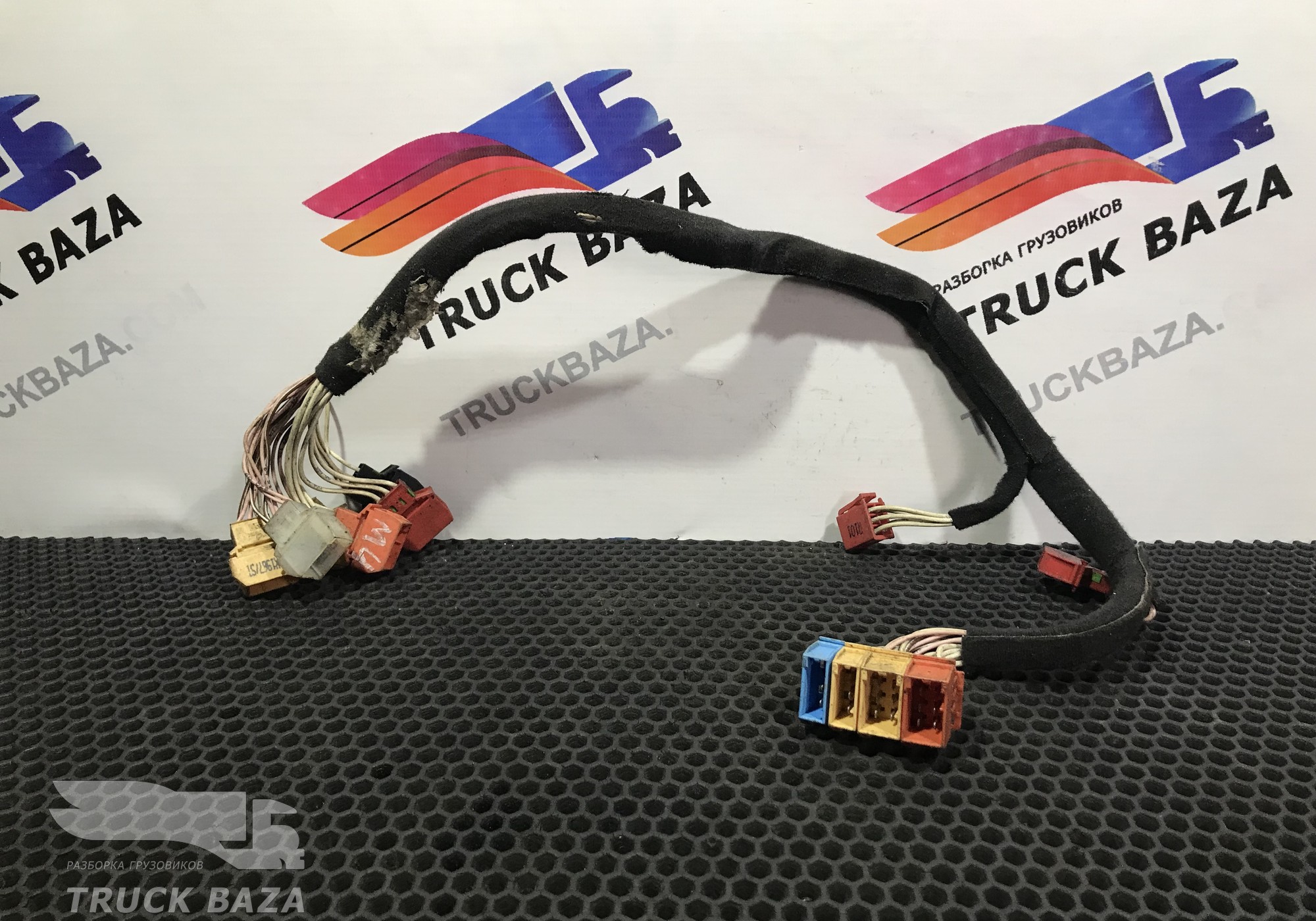 81254586605 Проводка рулевой колонки для Man TGX