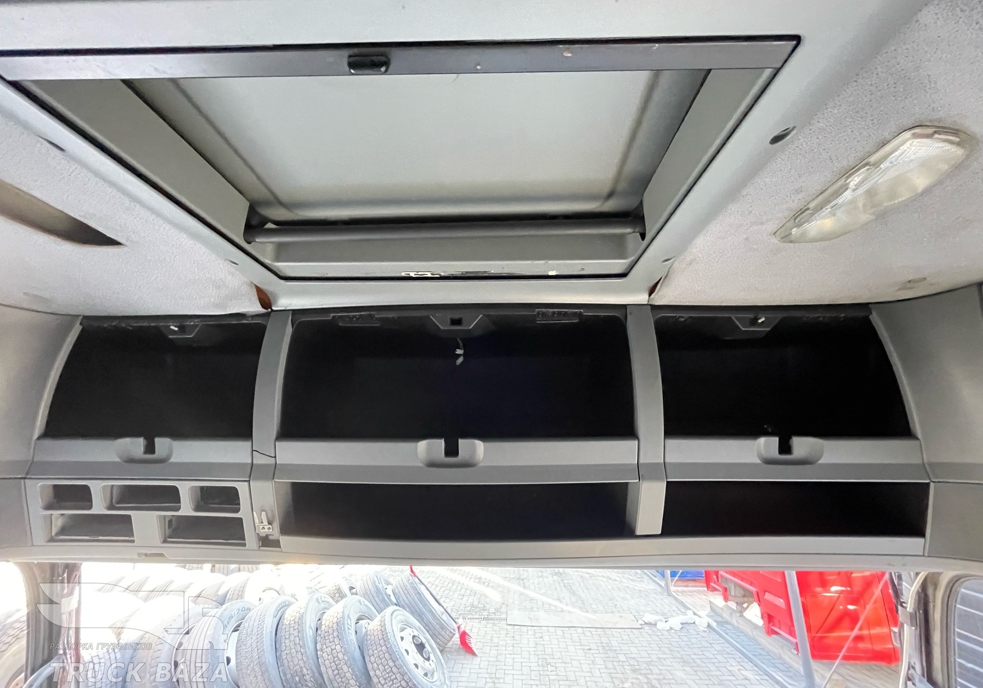 A9438409774 Торпедо верхняя для Mercedes-Benz Actros MP2 (с 2002 по 2008)