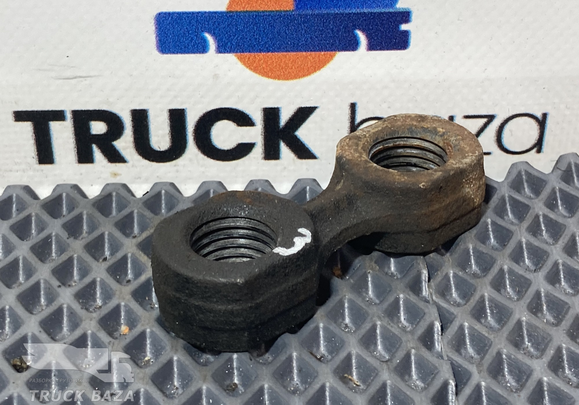 2143399 Держатель гайки