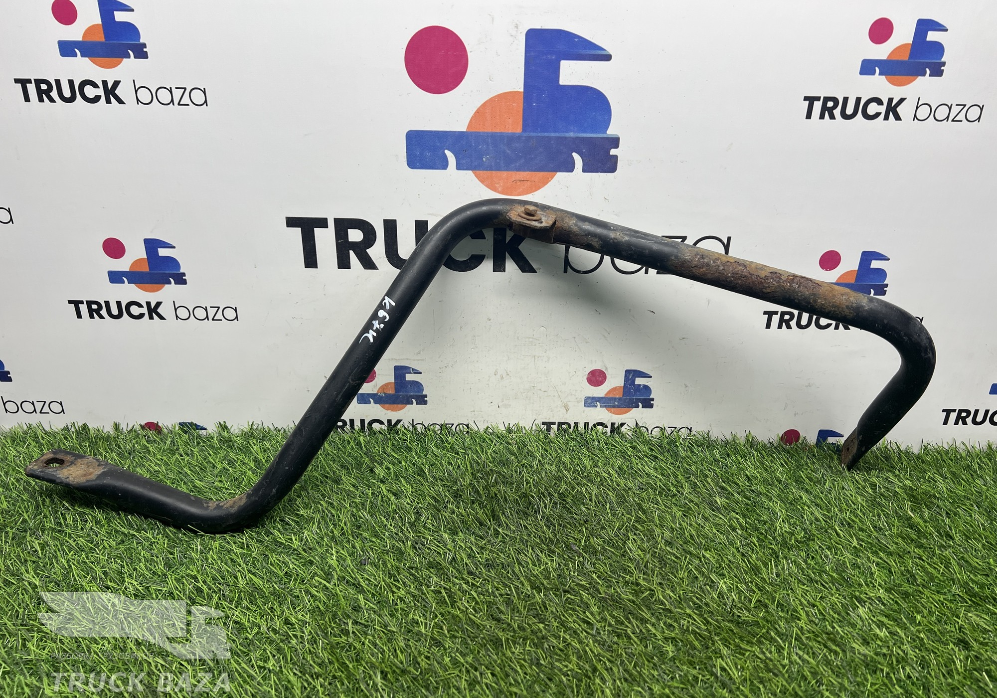 5490840307110 Кронштейн переднего крыла правый для КАМАЗ 5490 (с 2013)