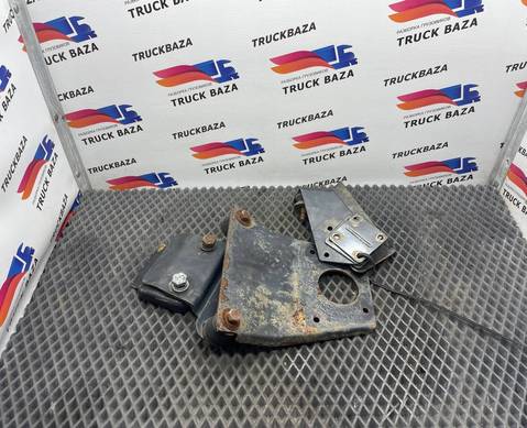 DZ97259192412 Кронштейн спойлера для Shacman X3000 (с 2014)