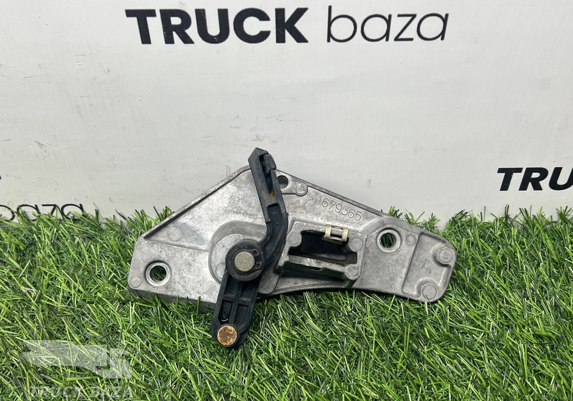 1679365 Ручка двери внутренняя левая для Daf