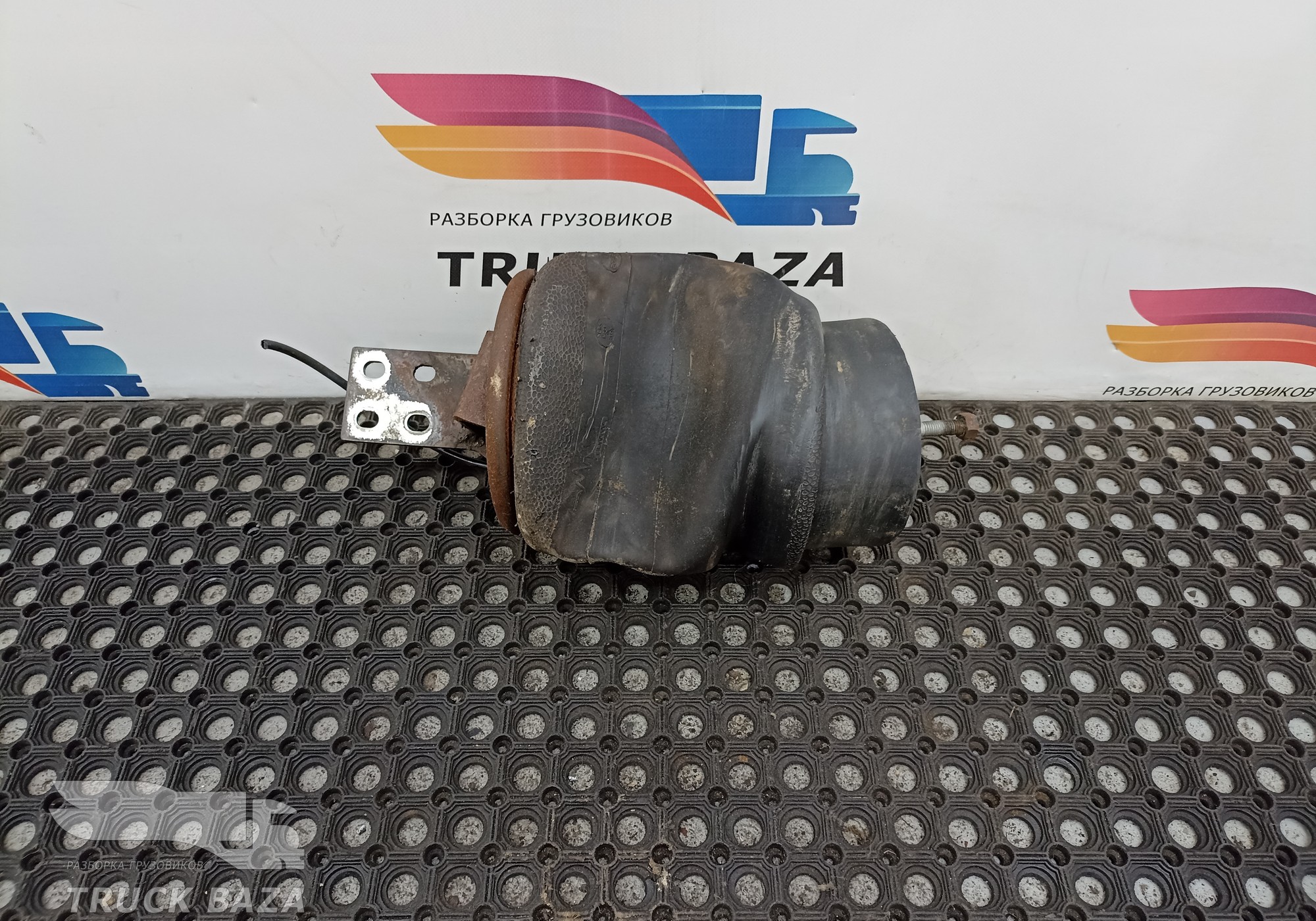 41026286 Подушка пневмоподвески задняя правая для Iveco Stralis
