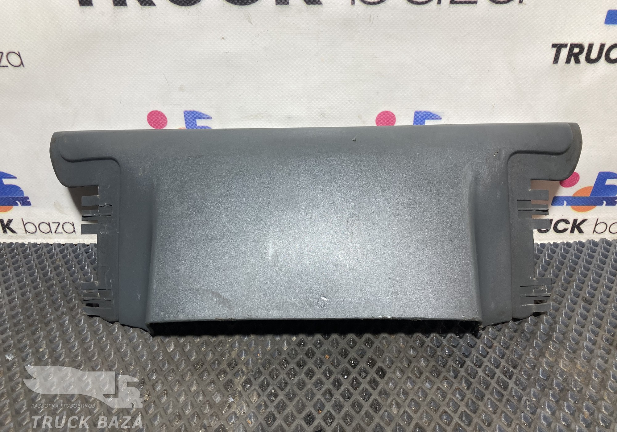 81623966061 Кожух сиденья ISRI для Man TGX