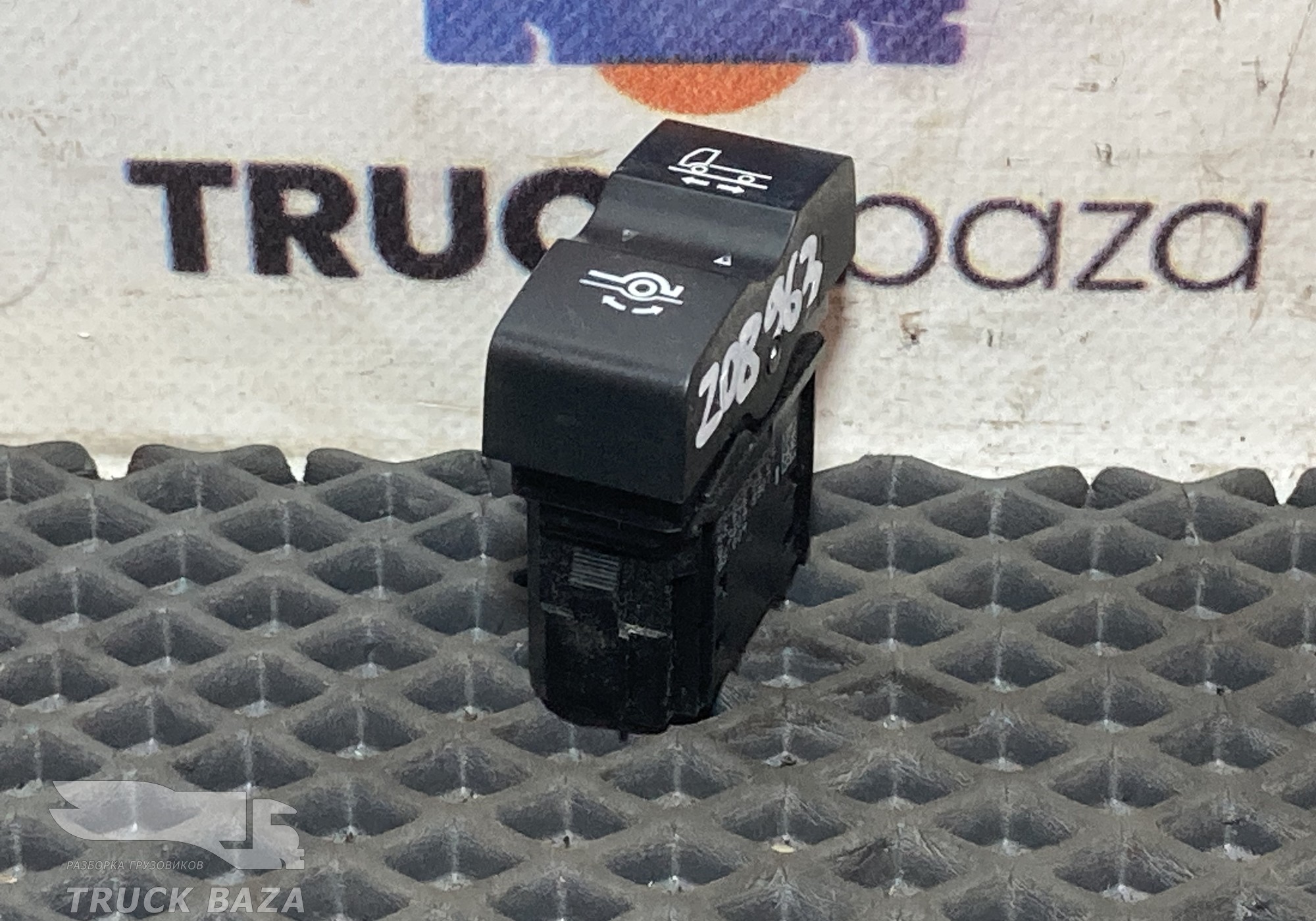 9435458907 Кнопка включения раскачивания для Mercedes-Benz Actros MP2 (с 2002 по 2008)