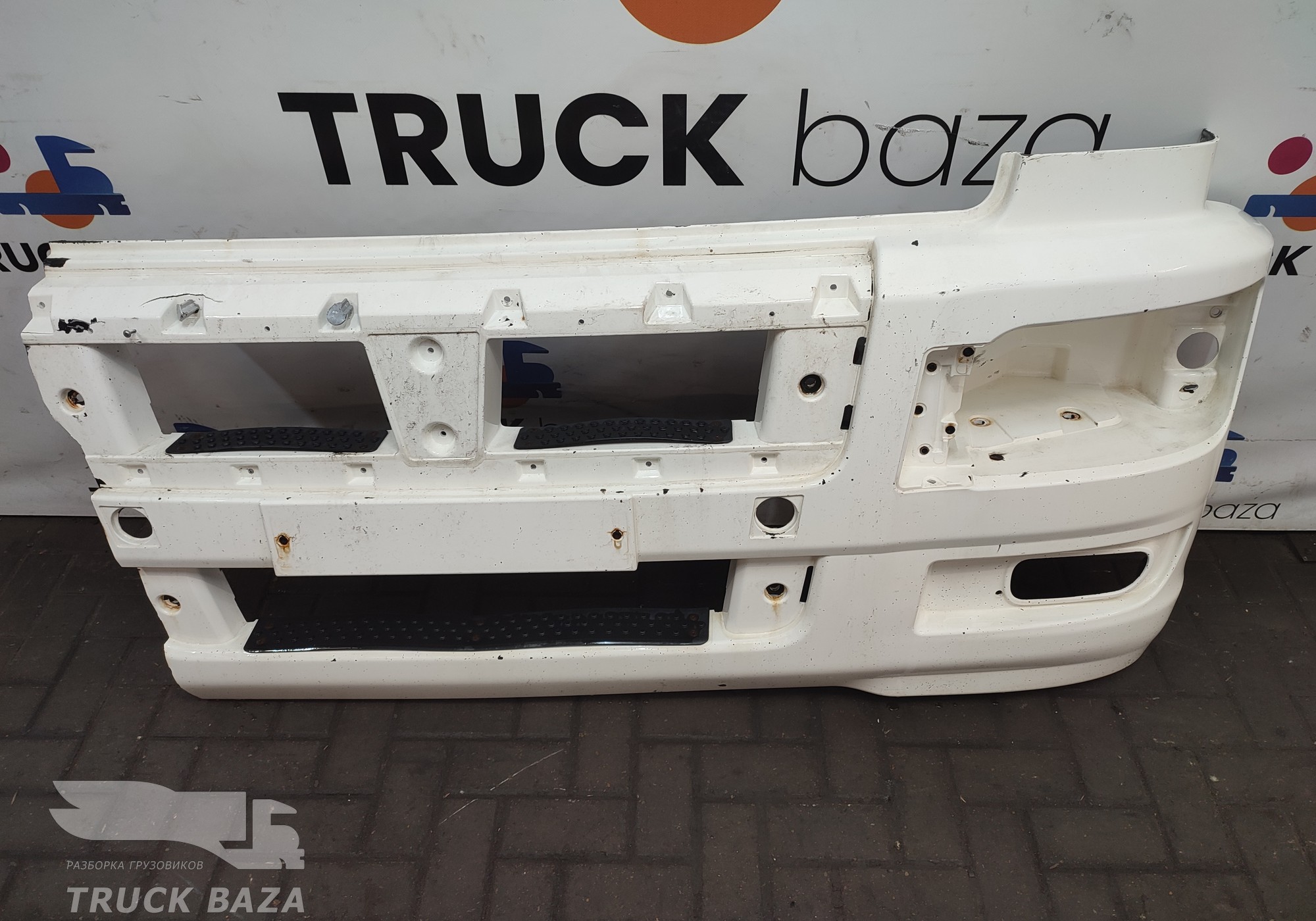 5490841601510 Бампер передний левая часть для КАМАЗ 5490 (с 2013)