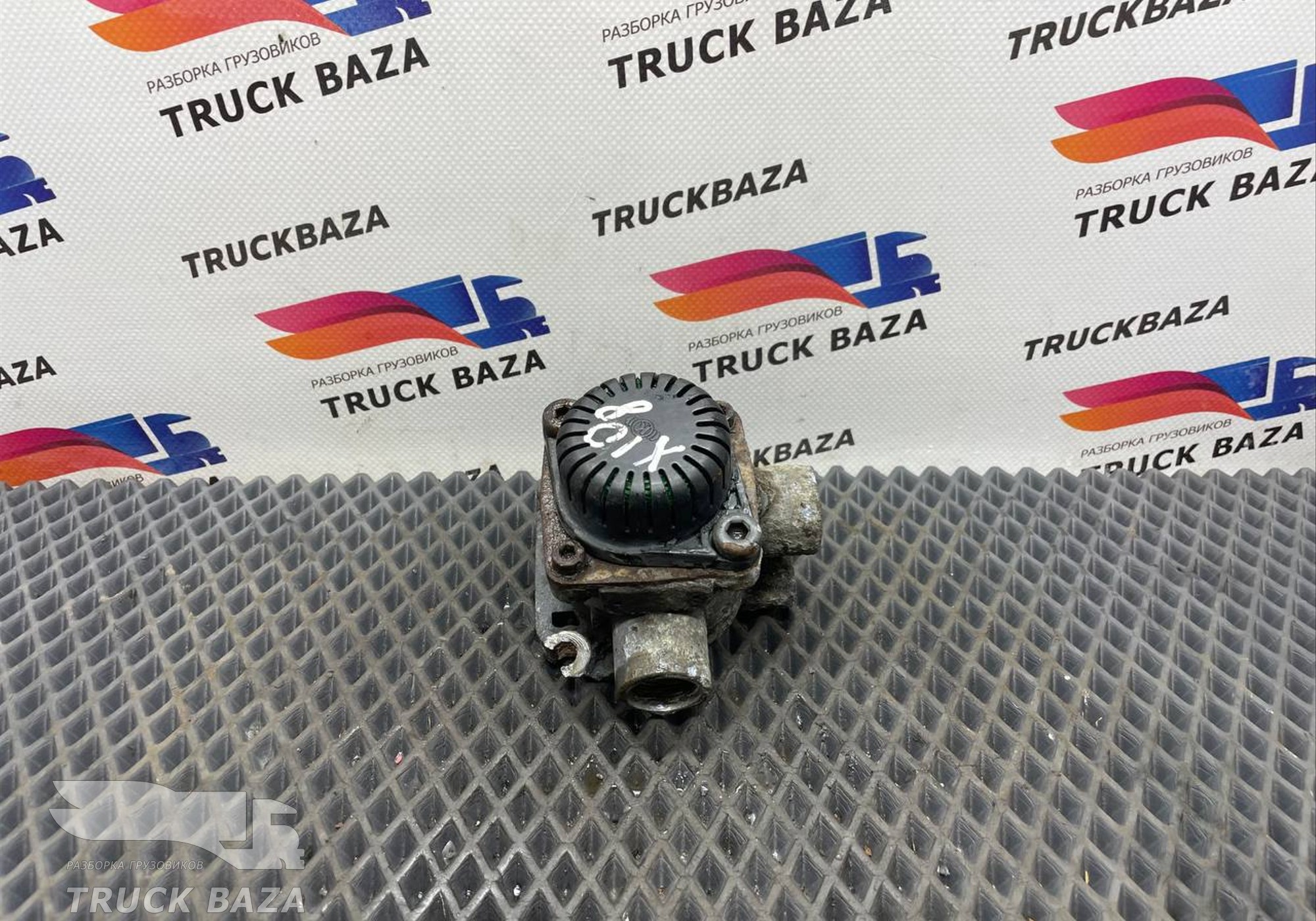 1927394 Клапан ускорительный для Daf XF105 (с 2005)