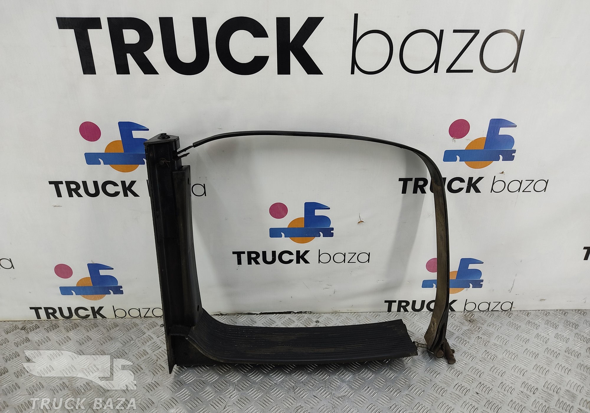 54901110110401 Кронштейн топливного бака для КАМАЗ 54901