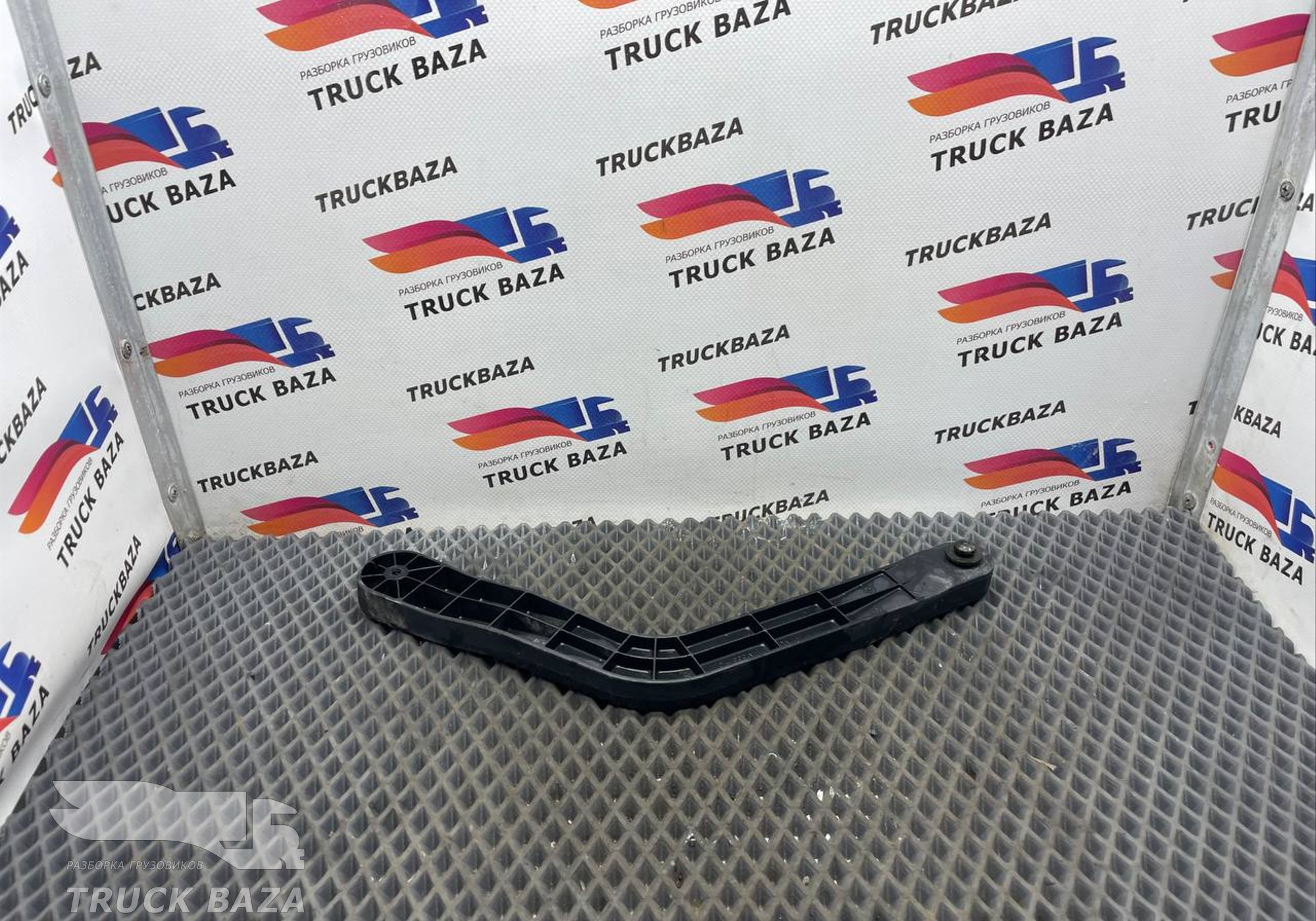 9608845615 Кронштейн крыла для Mercedes-Benz Actros New Actros MP4 (с 2011)