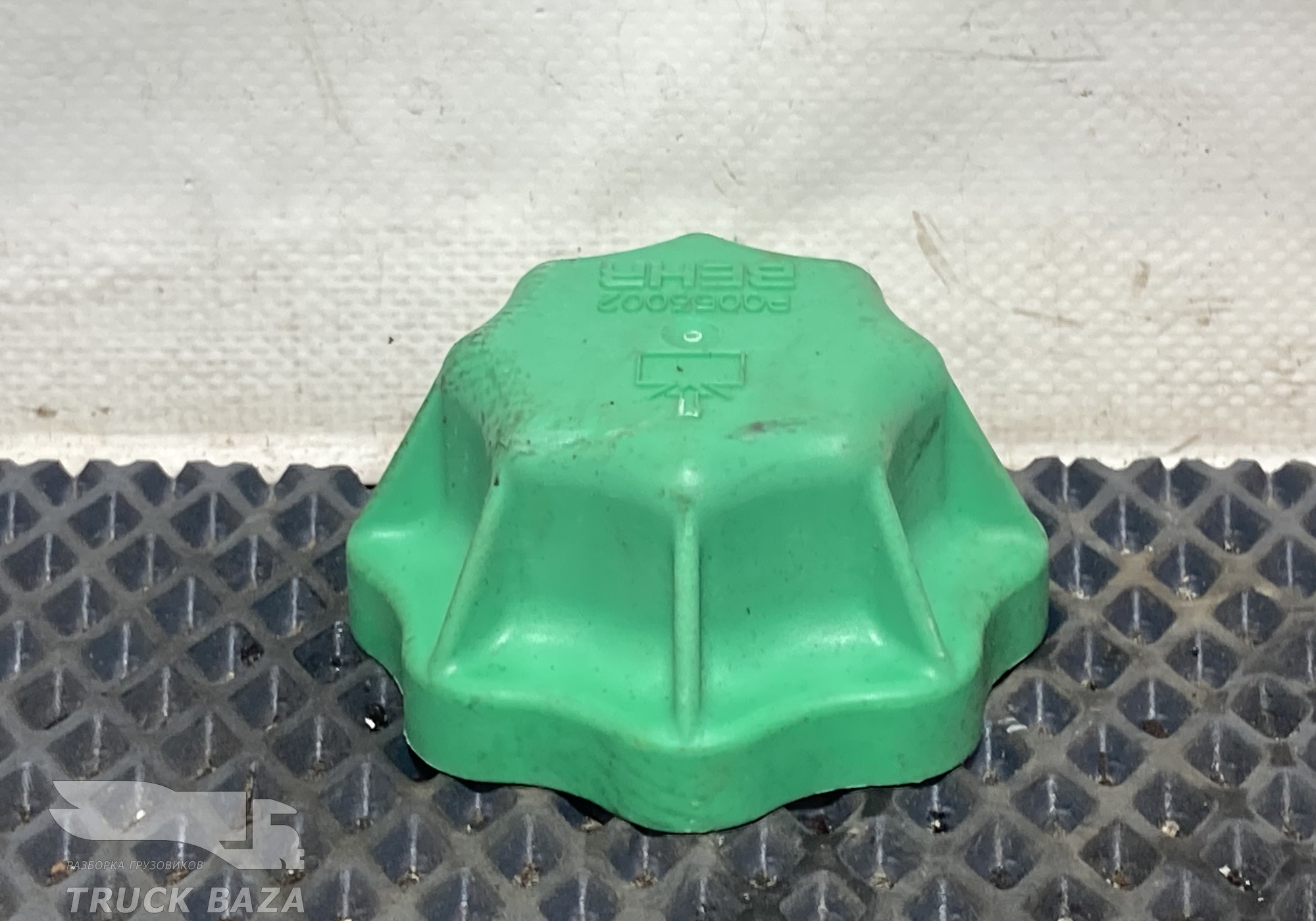 0055002 Крышка расширительного бачка для Mercedes-Benz Axor