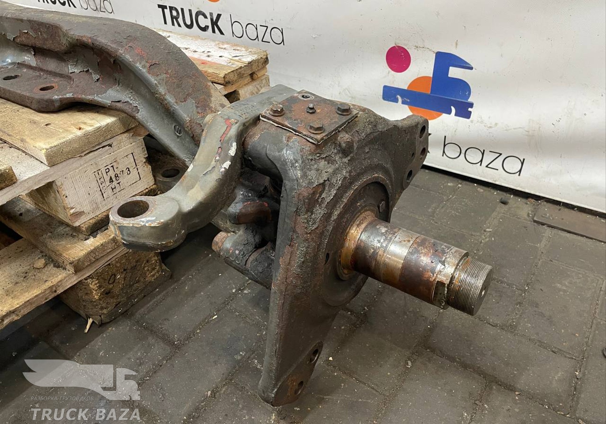 1794845 Кулак поворотный левый для Daf XF105 (с 2005)