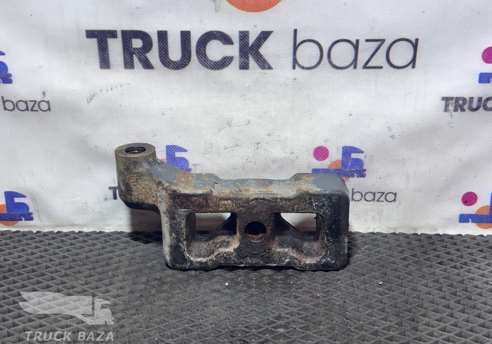 9603221628 Кронштейн переднего амортизатора правый для Mercedes-Benz Actros New Actros MP4 (с 2011)