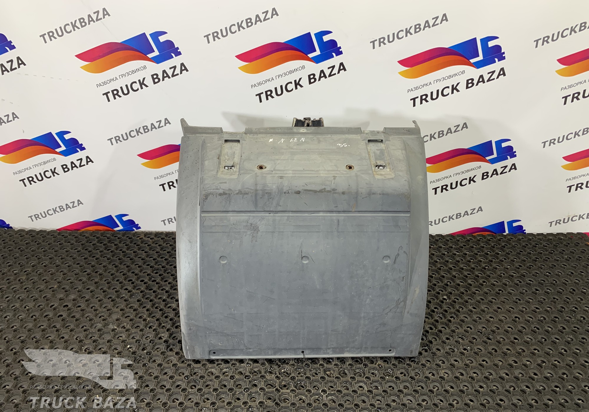81664106599 Крыло заднее передняя часть для Man TGM