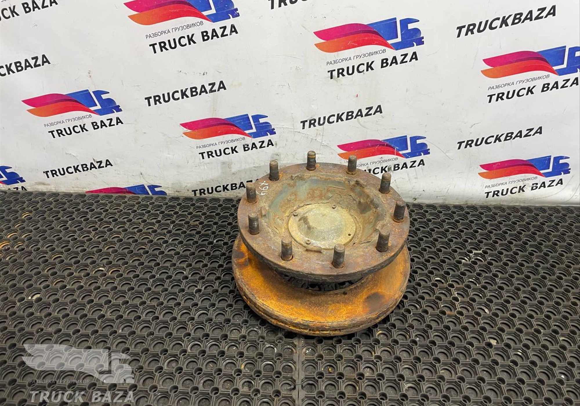 1818004 Ступица передняя для Daf XF105 (с 2005)