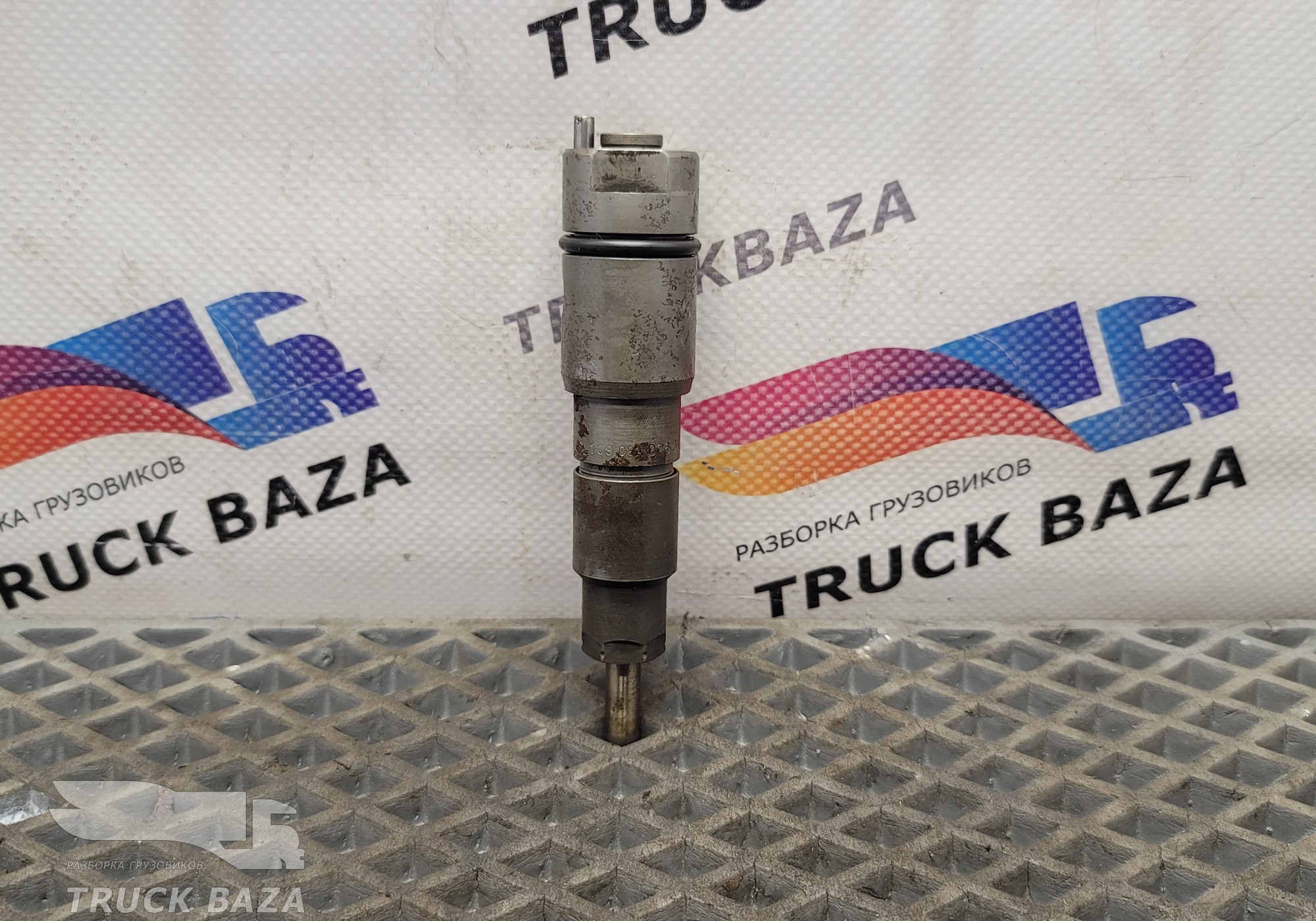 0060177421 Форсунка топливная механическая OM457LA для Mercedes-Benz Axor II (с 2004 по 2010)