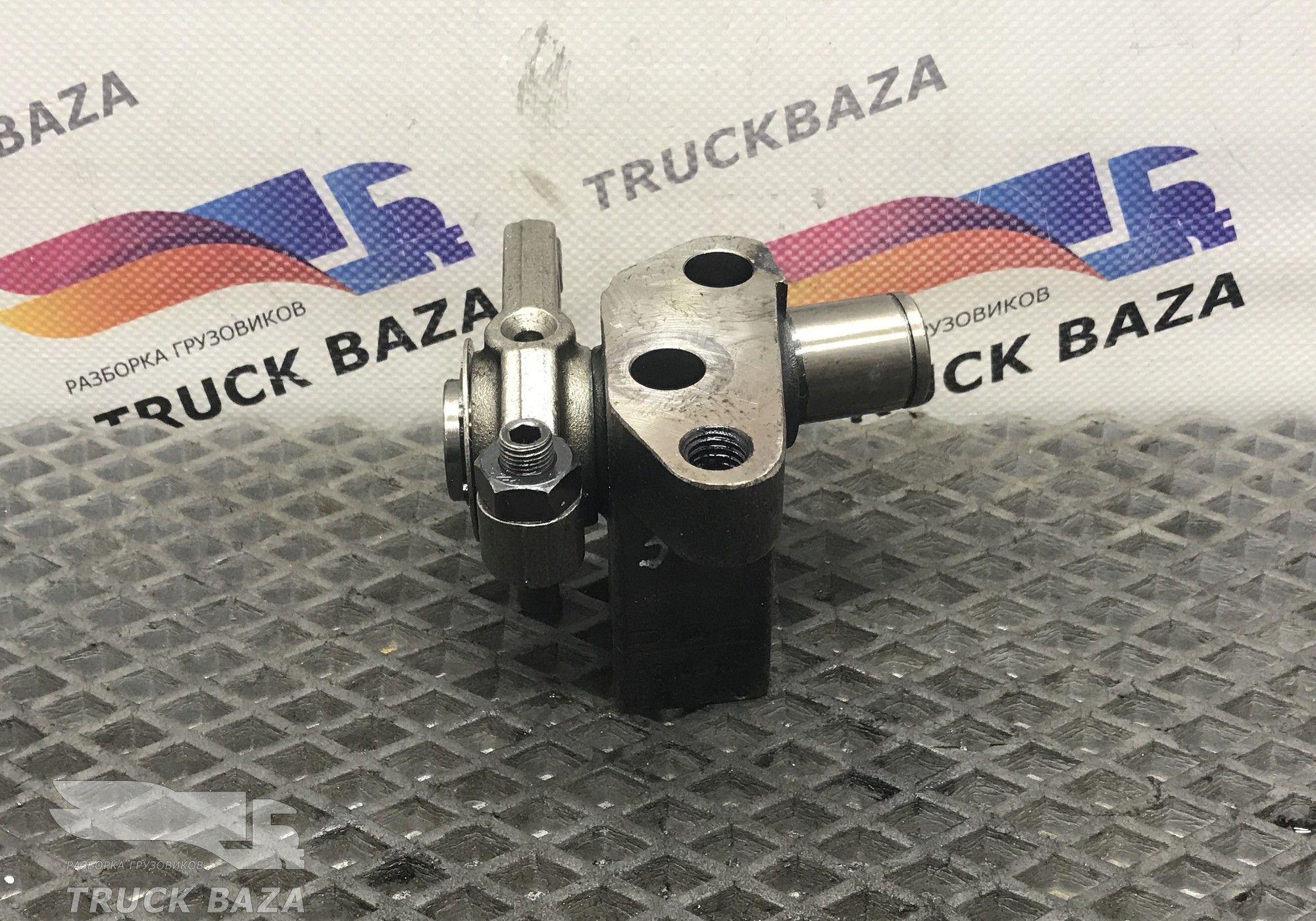 1316542 Вал рокеров для Daf