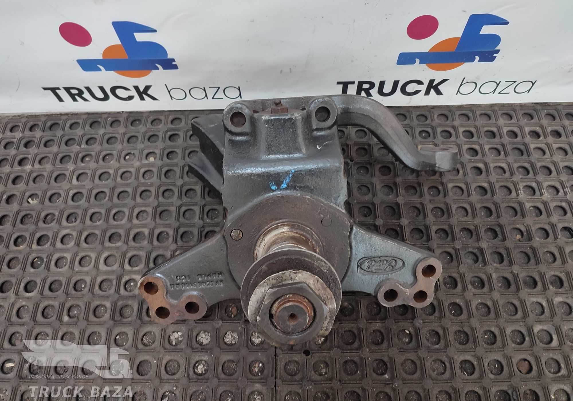 JC463106AA Кулак поворотный правый для Ford F-MAX (с 2018)