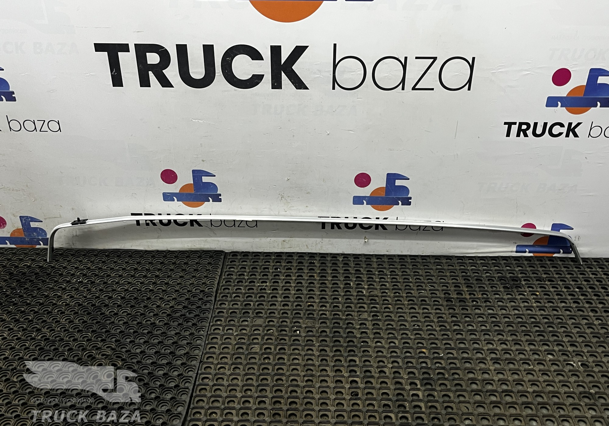 810W621400099 Направляющая занавески для Sinotruk Howo T5G