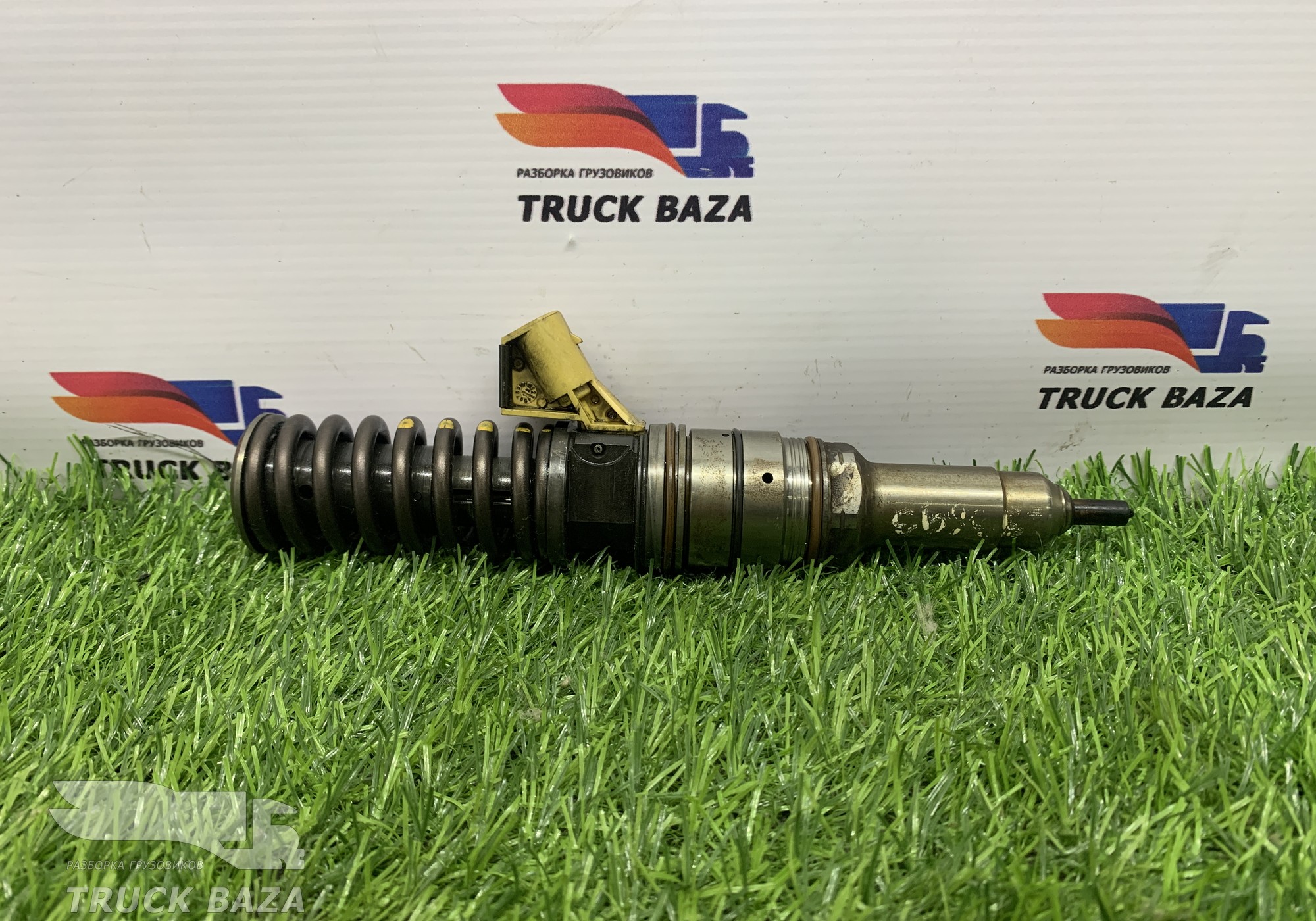 504287070 Форсунка топливная