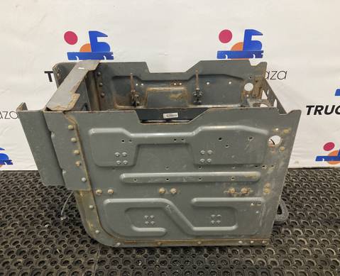 YZ900076000022 Ящика АКБ для Sinotruk Sitrak C7H