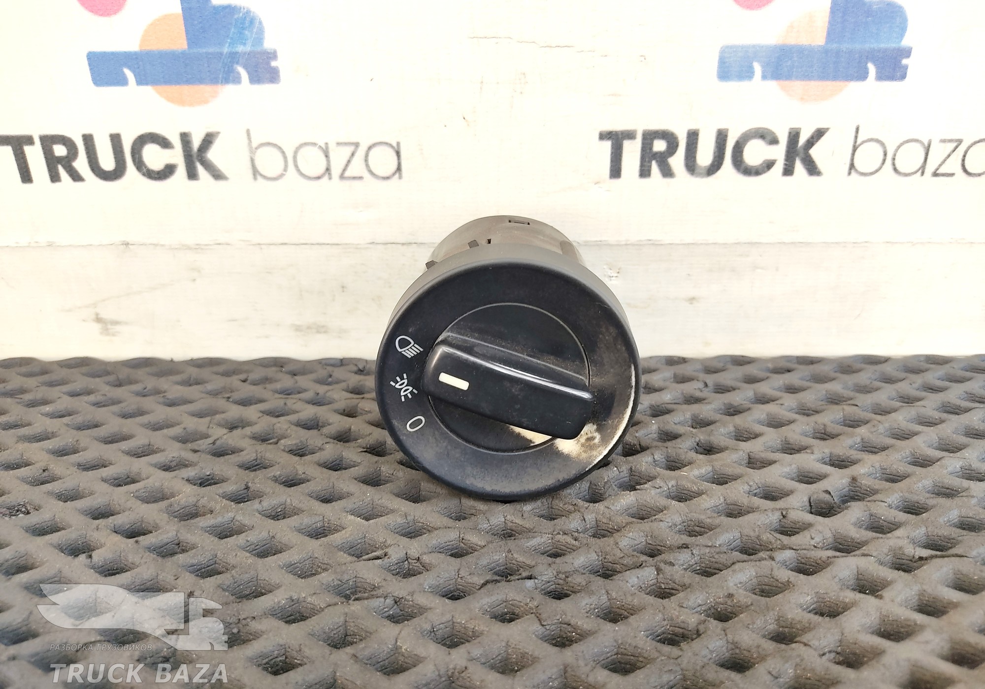 81255056876 Переключатель света фар для Man