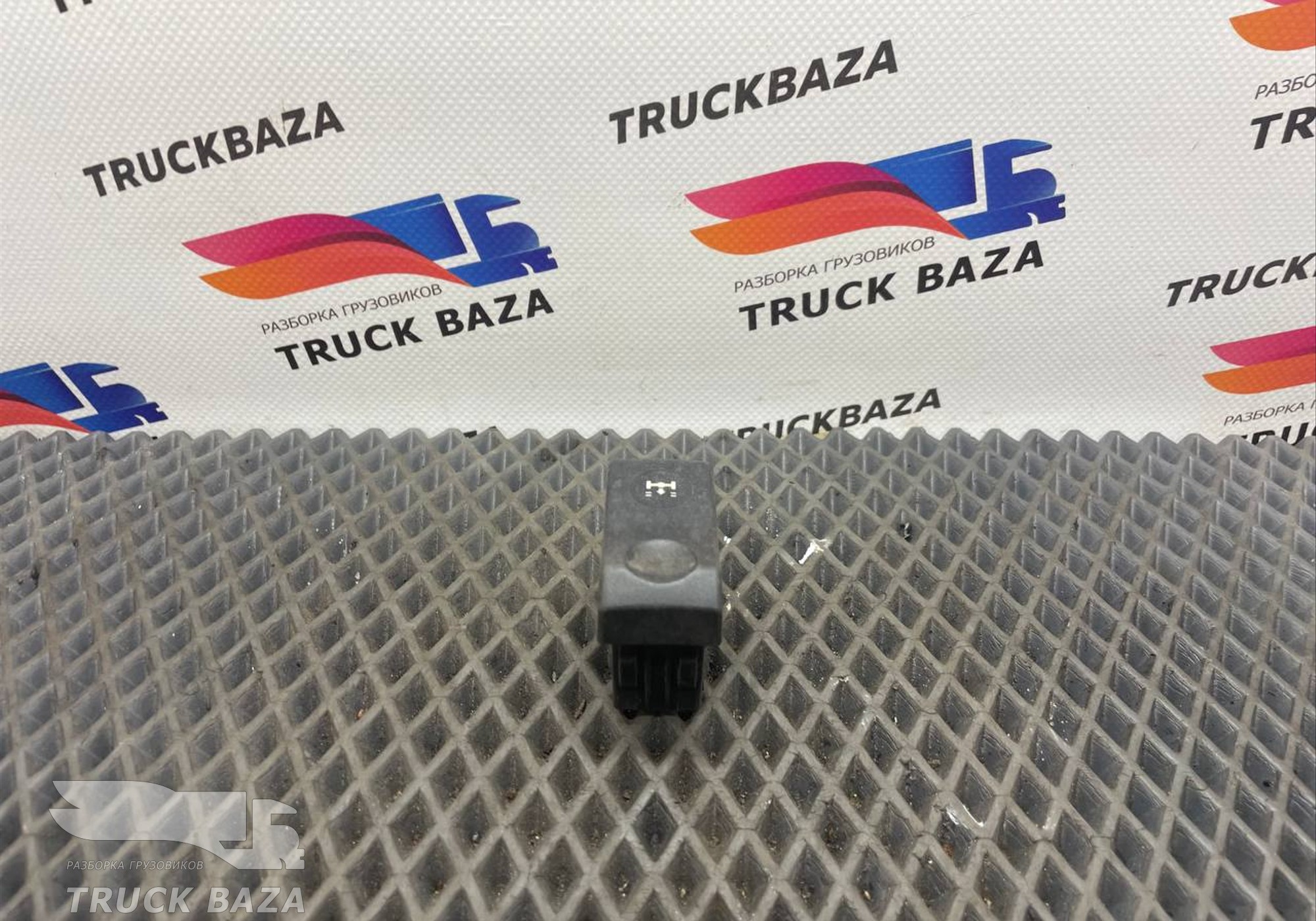 5010232171 Кнопка переключения режимов подвески для Renault Magnum III E-tech (с 2001 по 2005)