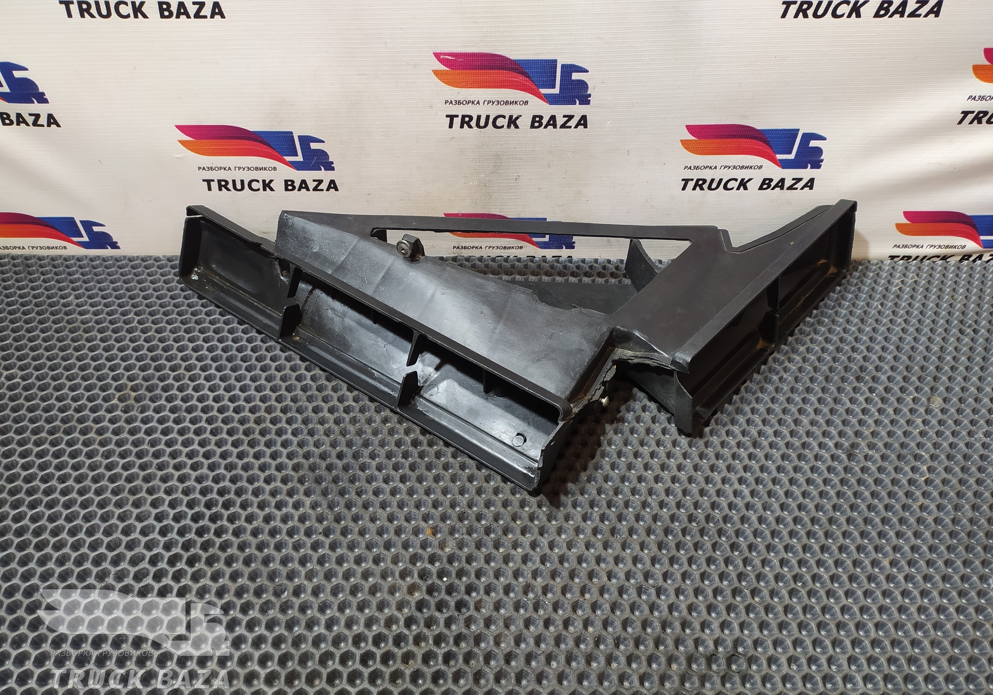 8142680 Воздуховод отопителя для Iveco Stralis I (с 2002)