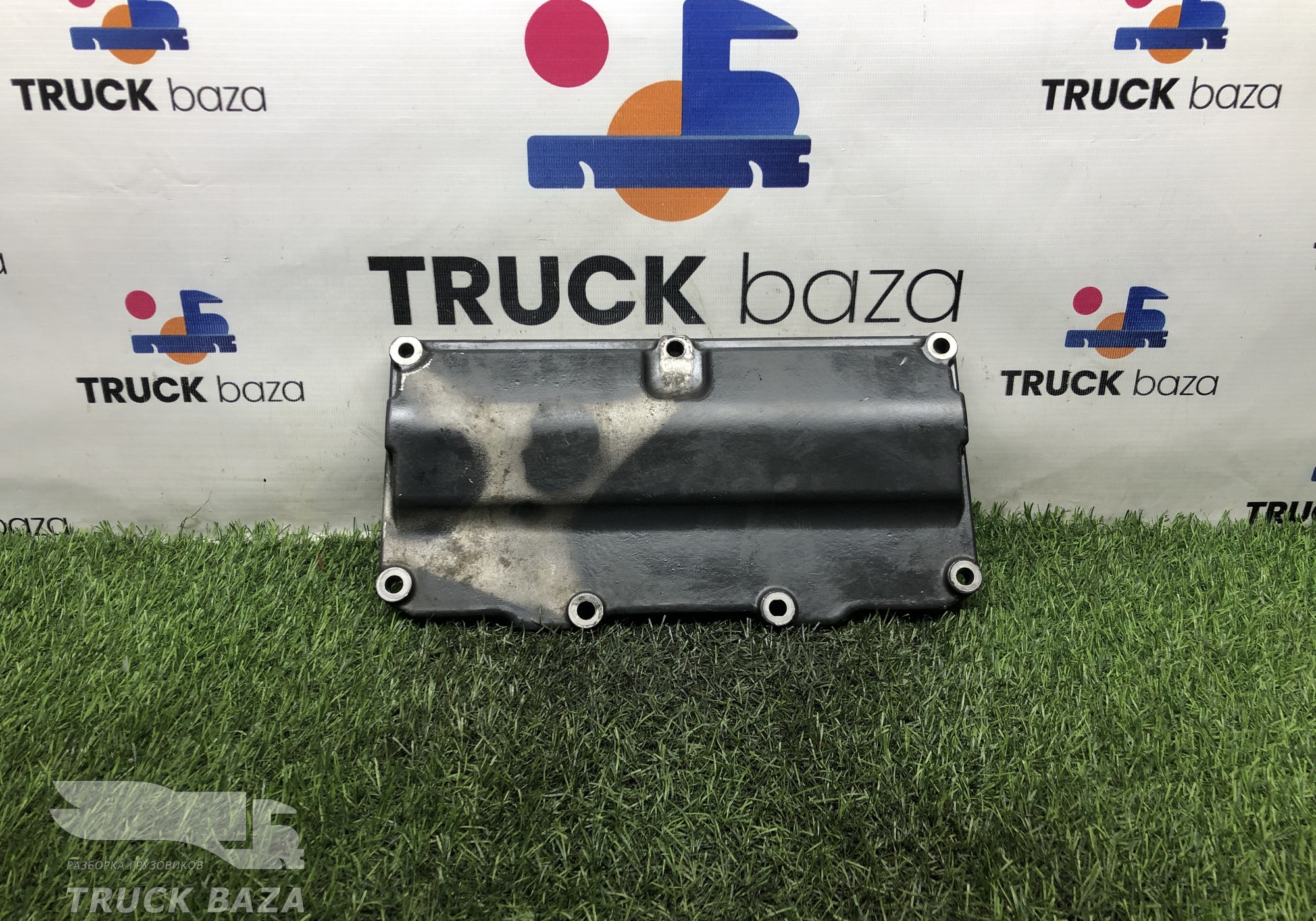 2368726 Крышка блока цилиндров