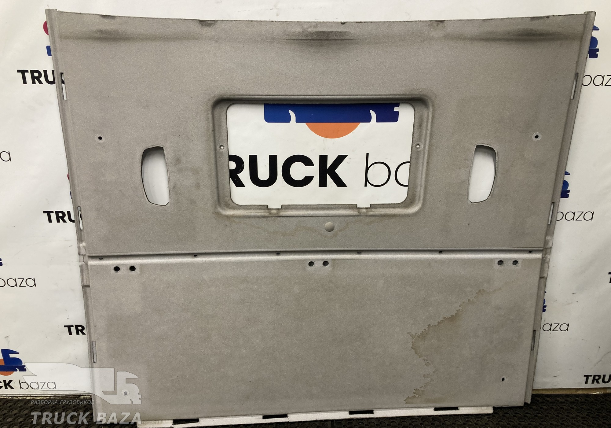 A9606901367 Обшивка потолка для КАМАЗ 54901