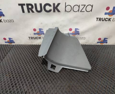 7482254020 Накладка на торпедо для Renault T (с 2013)