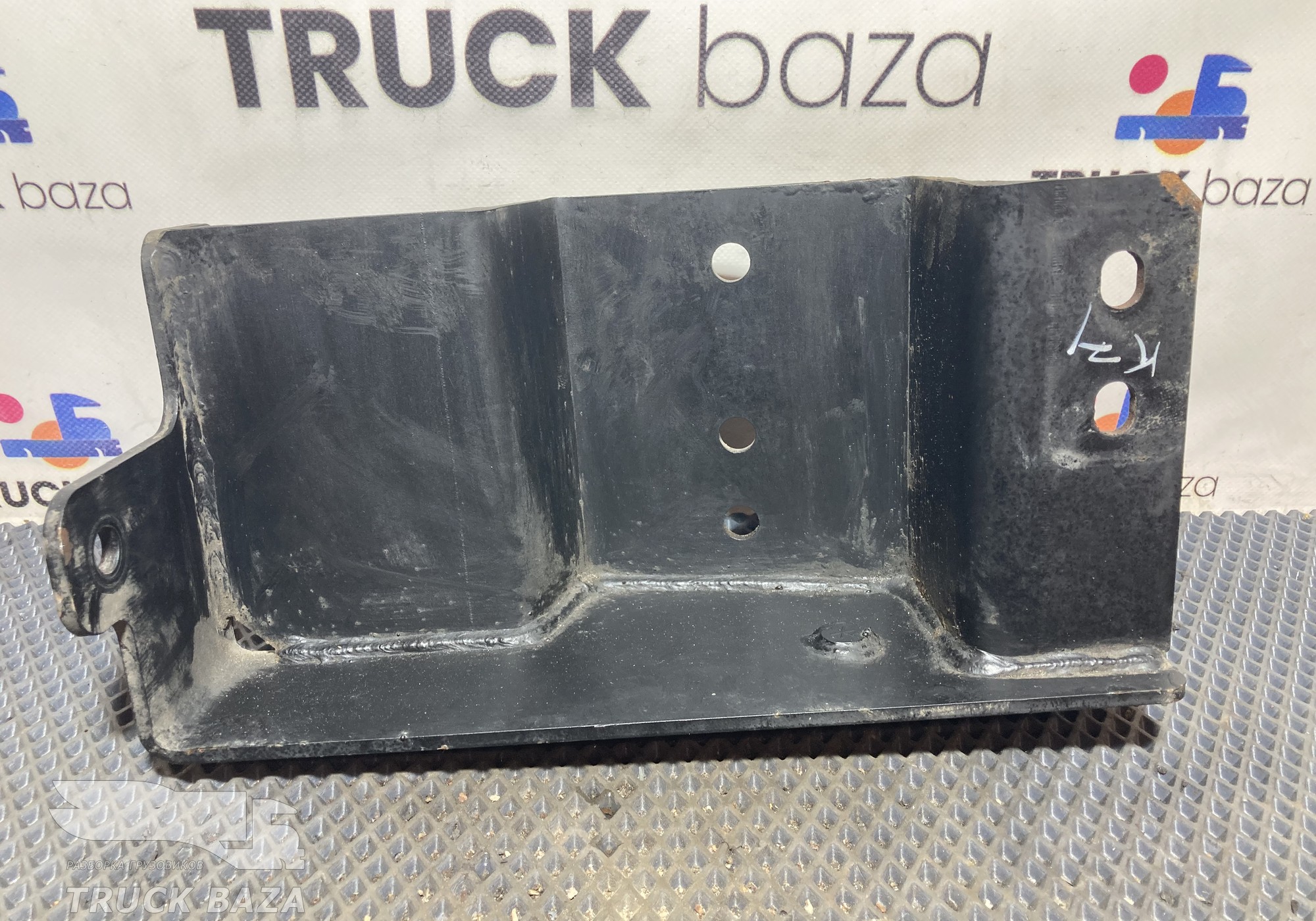 549018416295 Кронштейн усилителя переднего бампера левый для КАМАЗ 54901