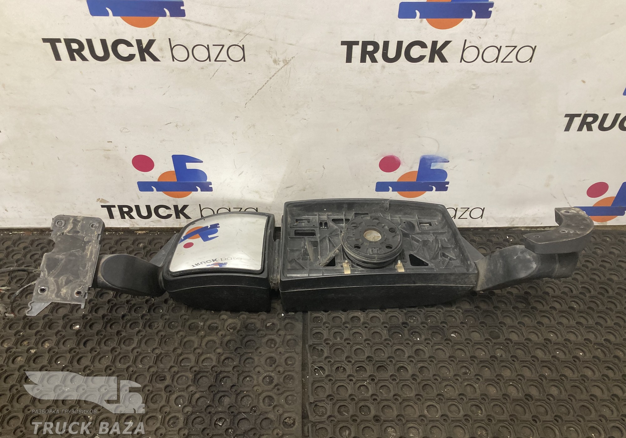 712W637300001 Зеркало заднего вида боковое левое для Sinotruk Sitrak C7H