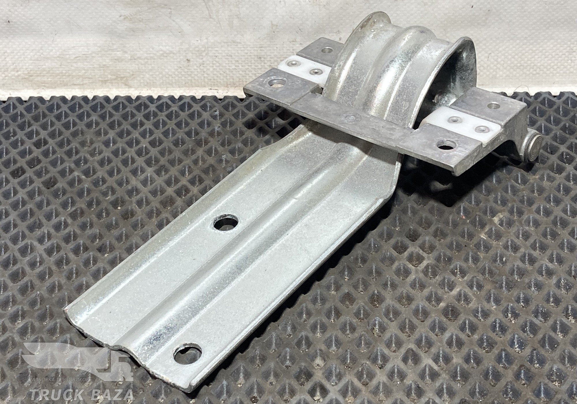 9607501351 Петля крышки инструментального ящика