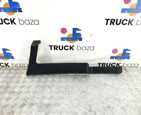 81629300136 Накладка салона правая для Man TGX