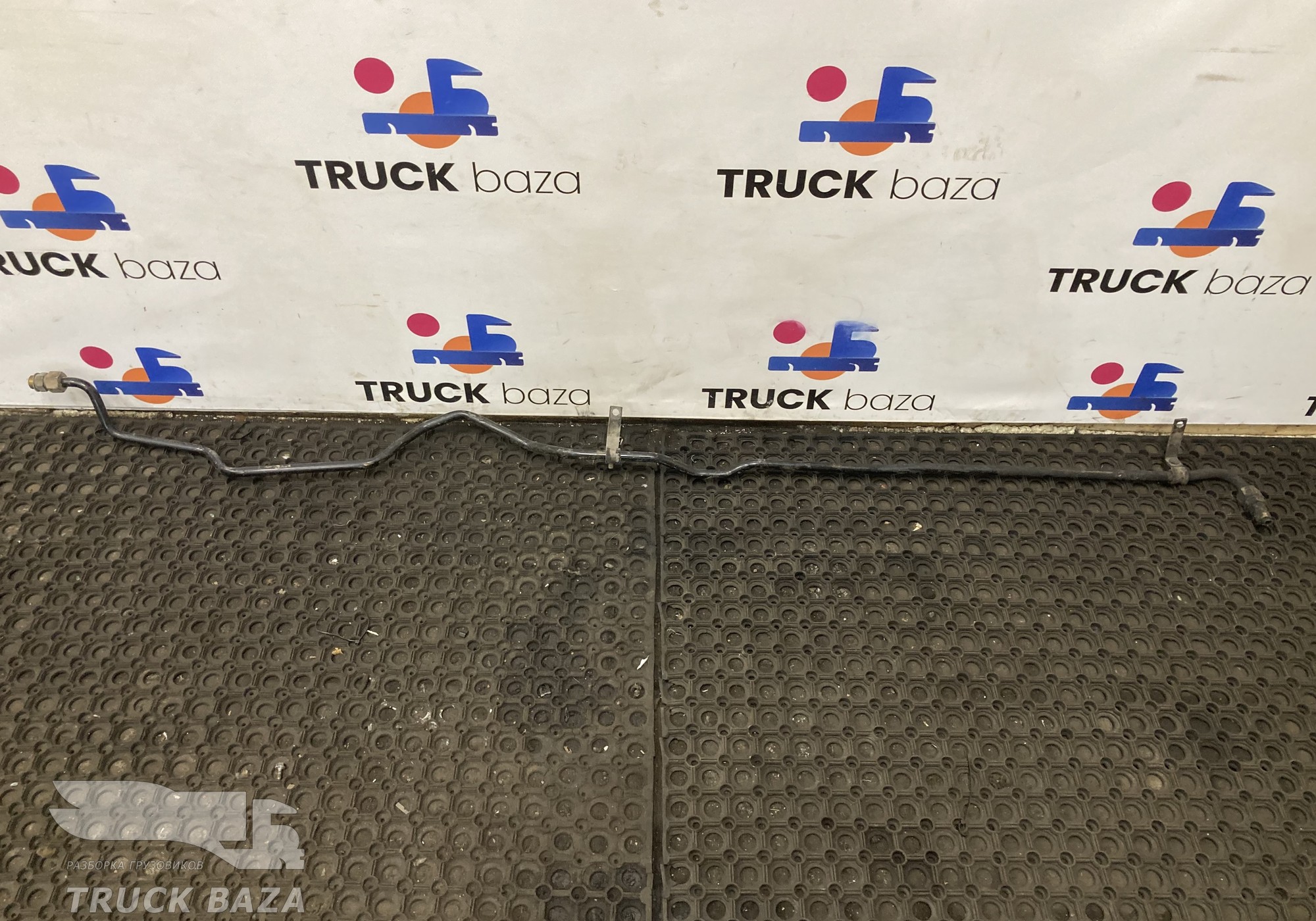 1943367 Трубка тормозная передняя