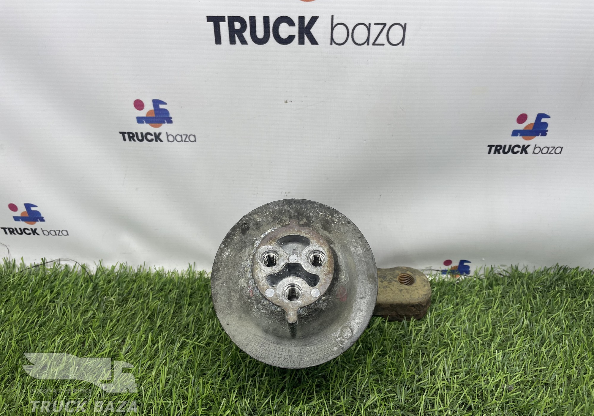 2112222 Подушка двигателя передняя левая