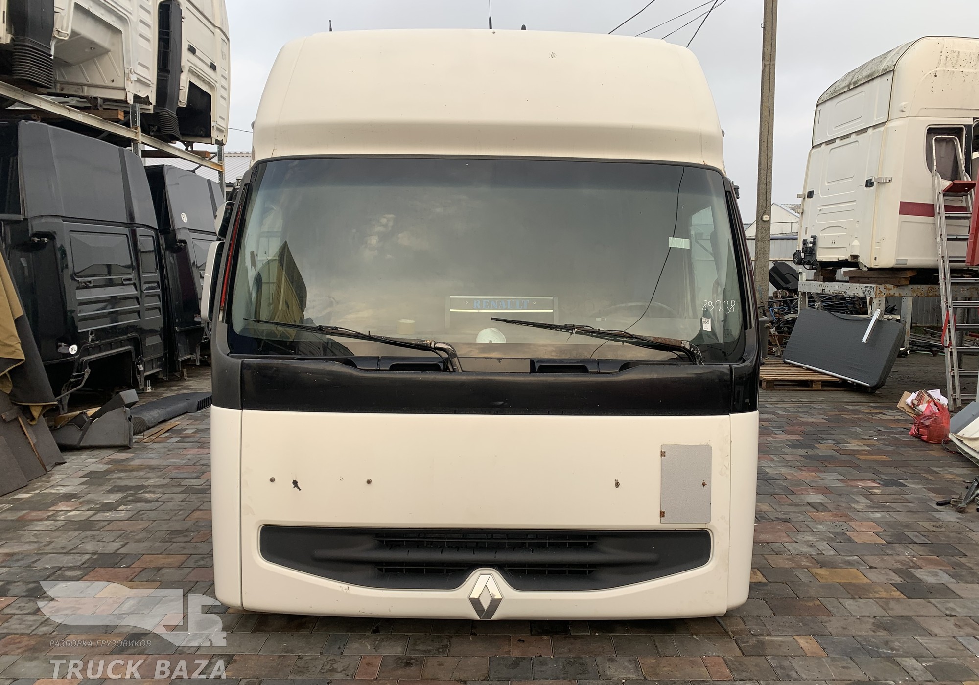 Каркас кабины под распил 5600463856 для Renault Premium I - купить б/у за  100000 р.