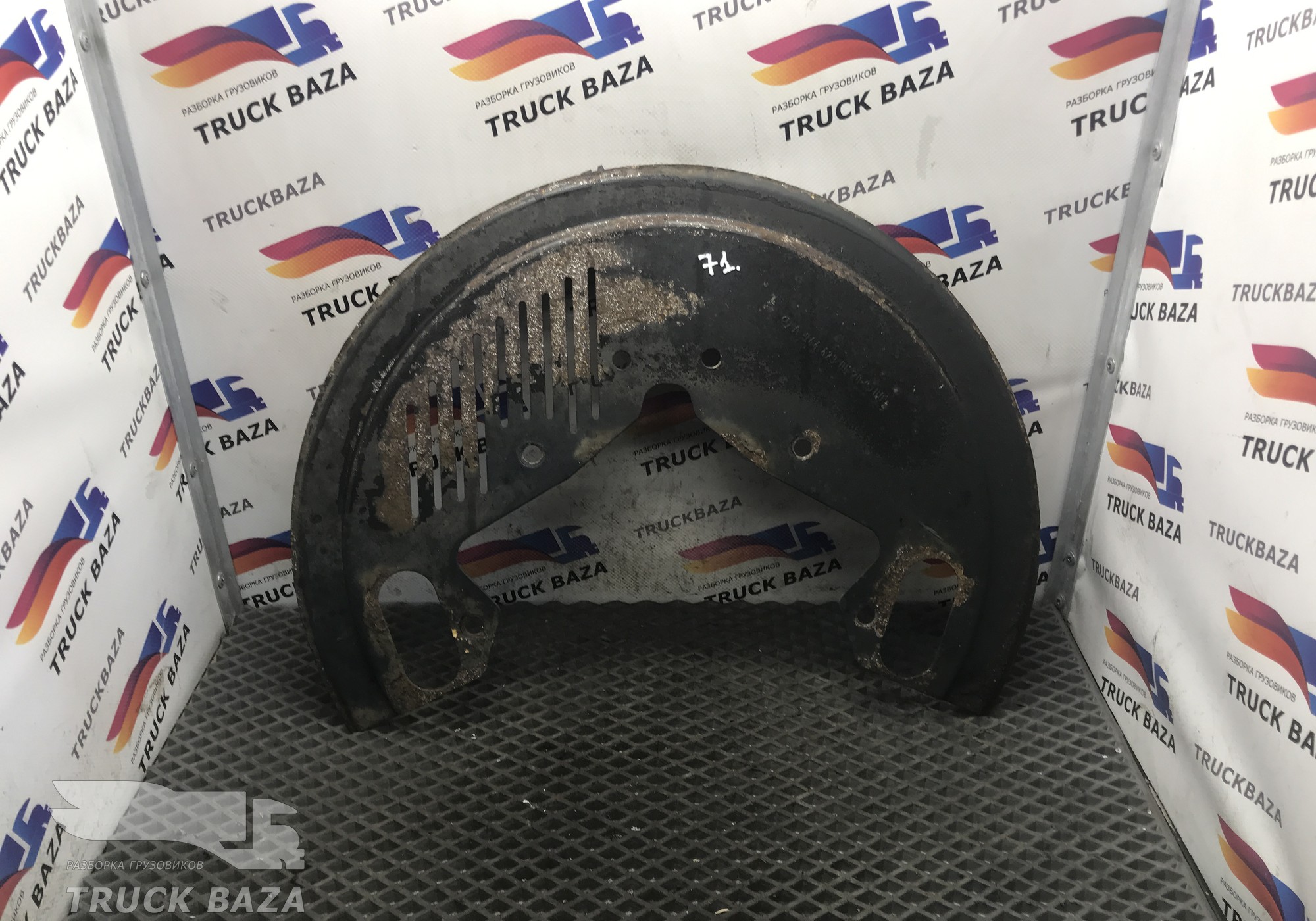 9444230620 Пыльник тормозного диска левый для Mercedes-Benz Axor II (с 2004 по 2010)