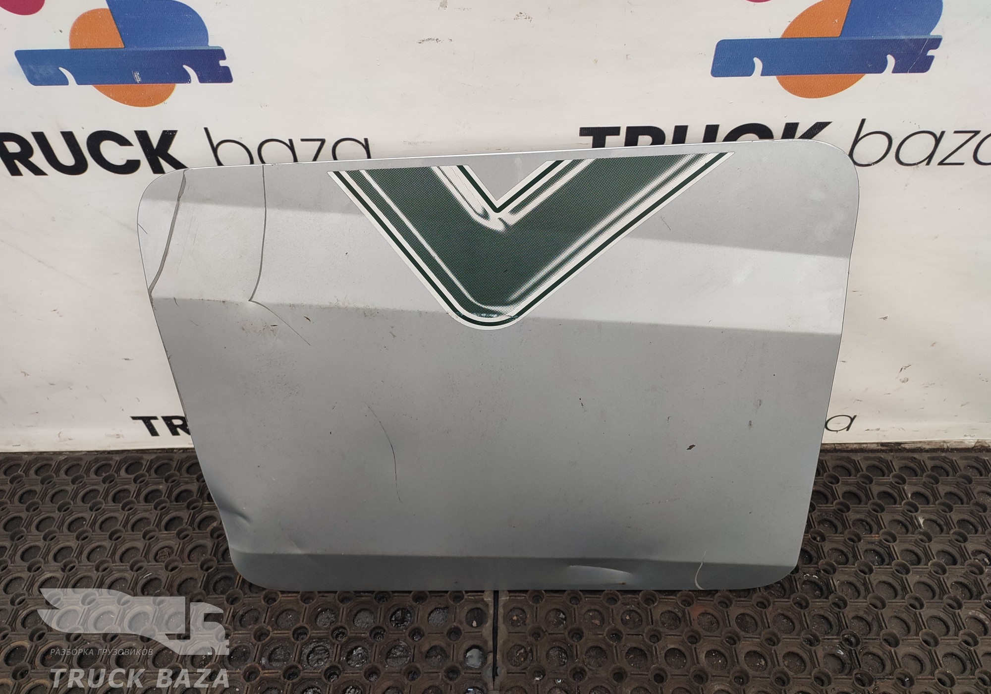 5407020B90 Крышка инструментального ящика правая для Faw J7 (с 2018)