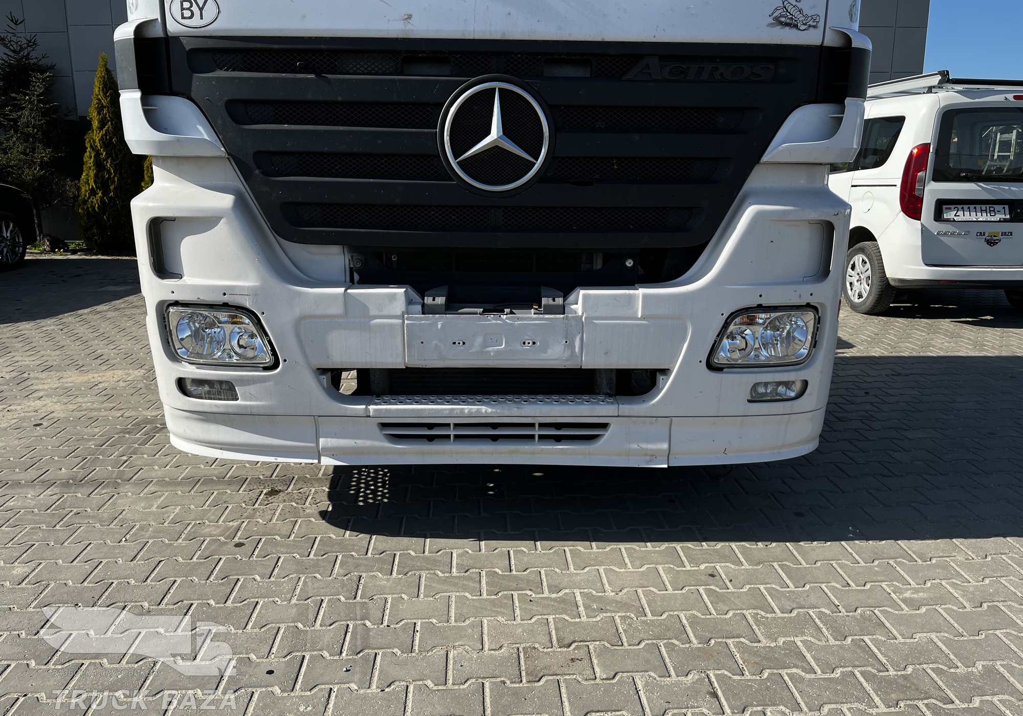 Бампер ноускат в сборе 9438809370 для Mercedes-Benz Actros MP2 - купить б/у  за 200000 р.