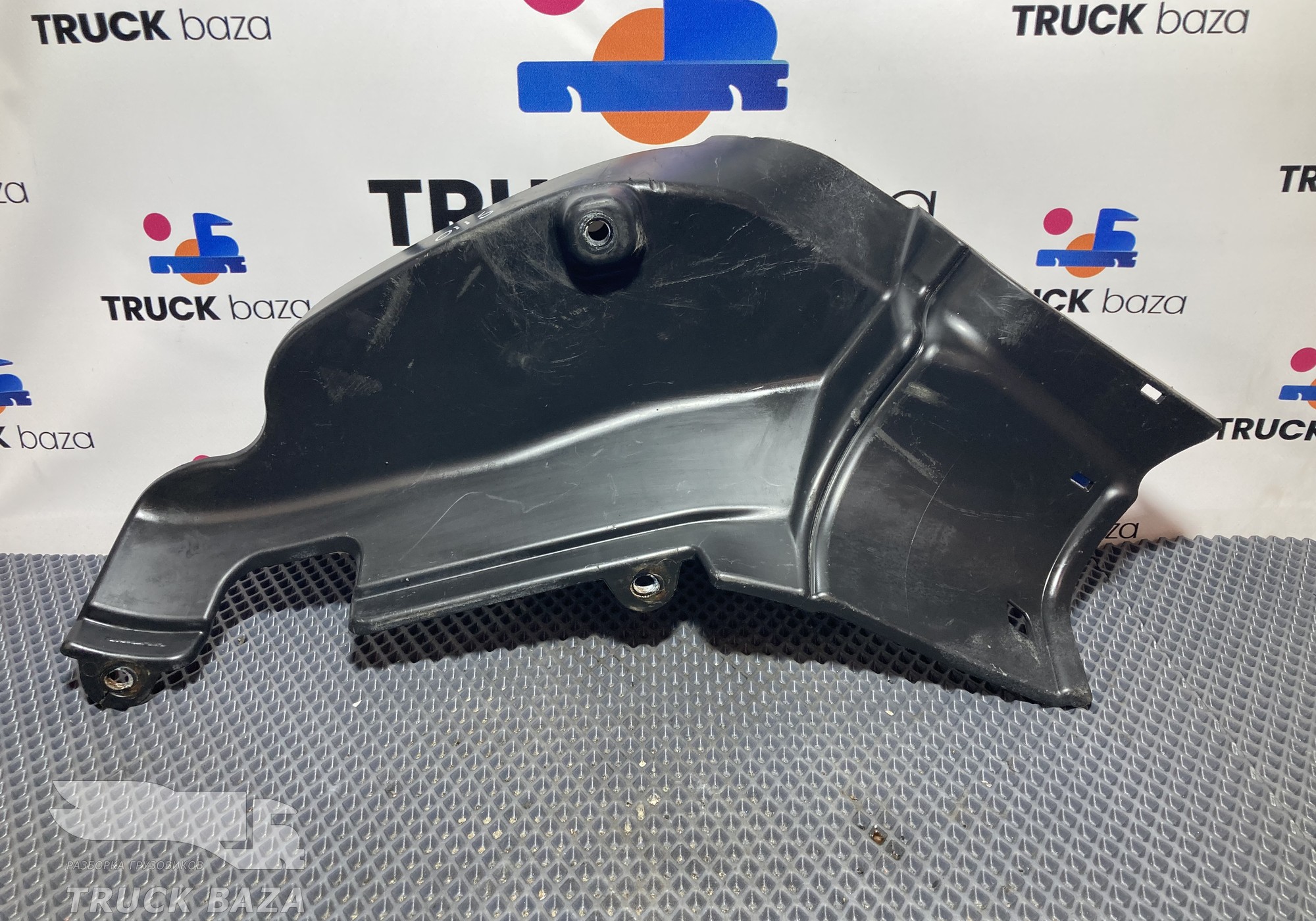 2297867 Кожух проводки