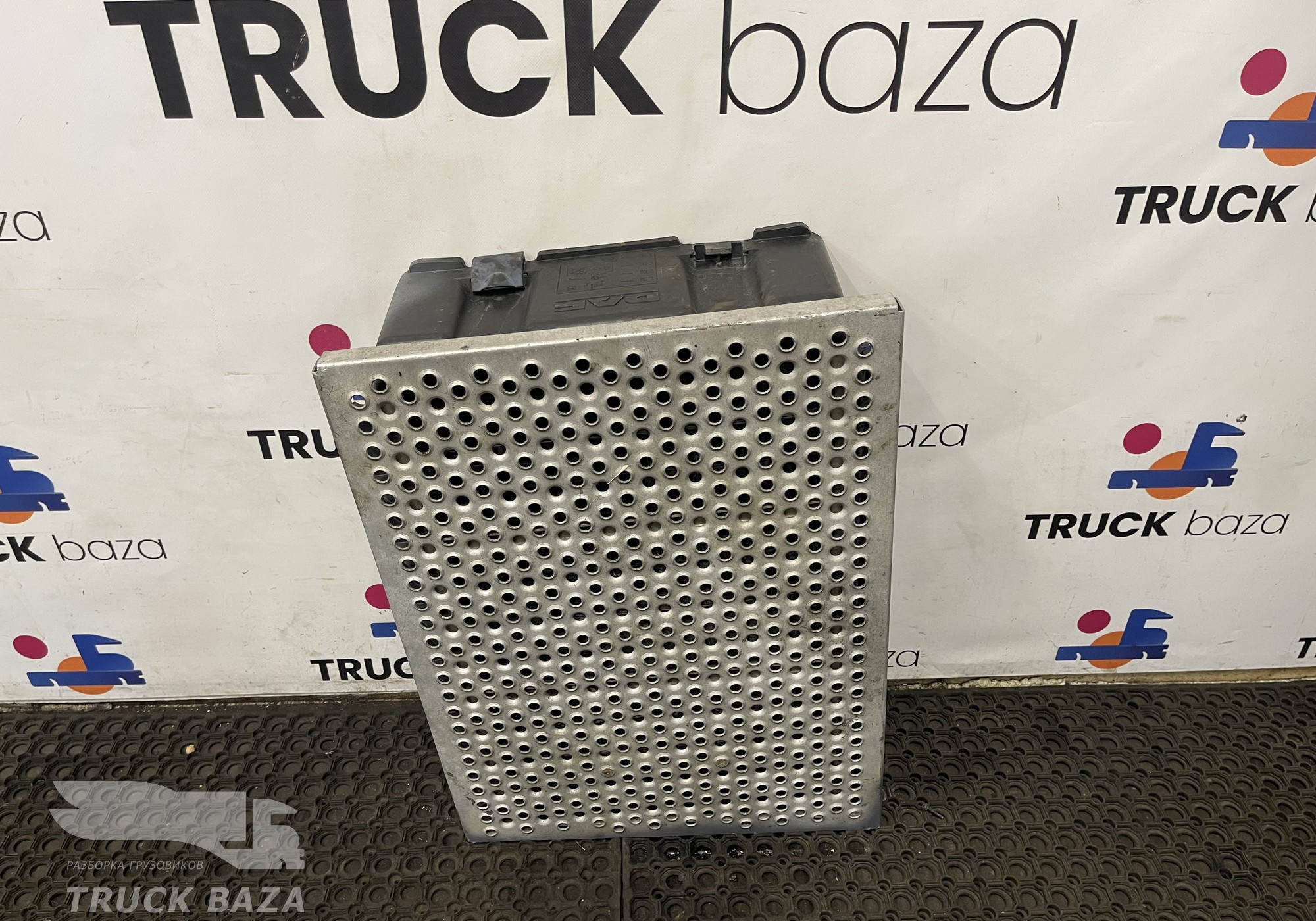 1693114 Крышка ящика АКБ для Daf CF II (с 2006 по 2013)