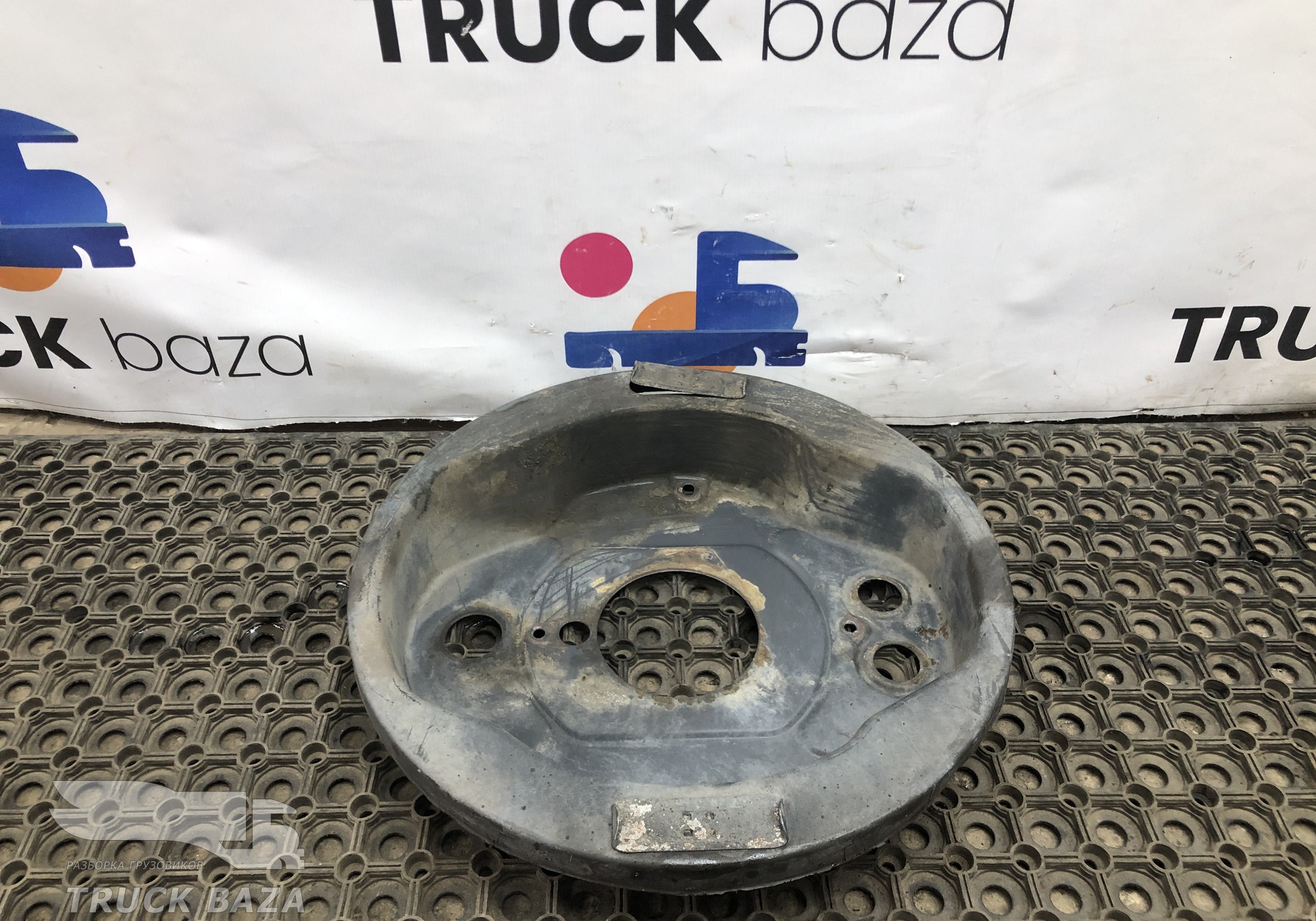 2109552 Пыльник тормозного барабана