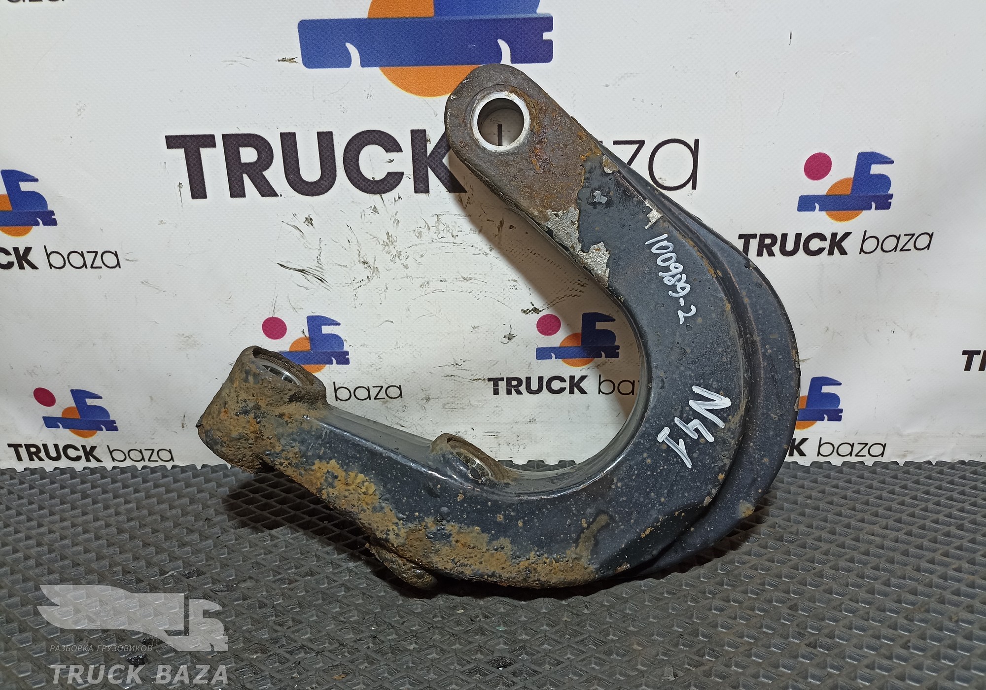 81467050477 Сошка поворотного кулака левого для Man TGA